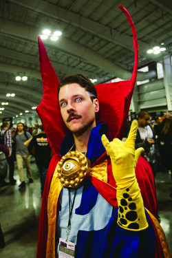 Doctor Strange Cosplay