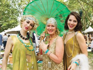 C2E2 2016 - Cosplay Sunday Floor