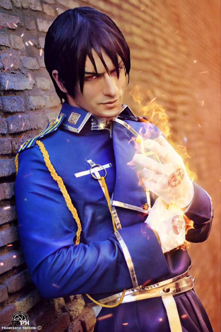 Roy mustang cosplay