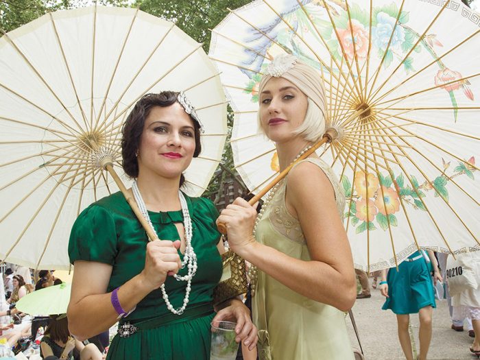 C2E2 2016 - Cosplay Sunday Floor